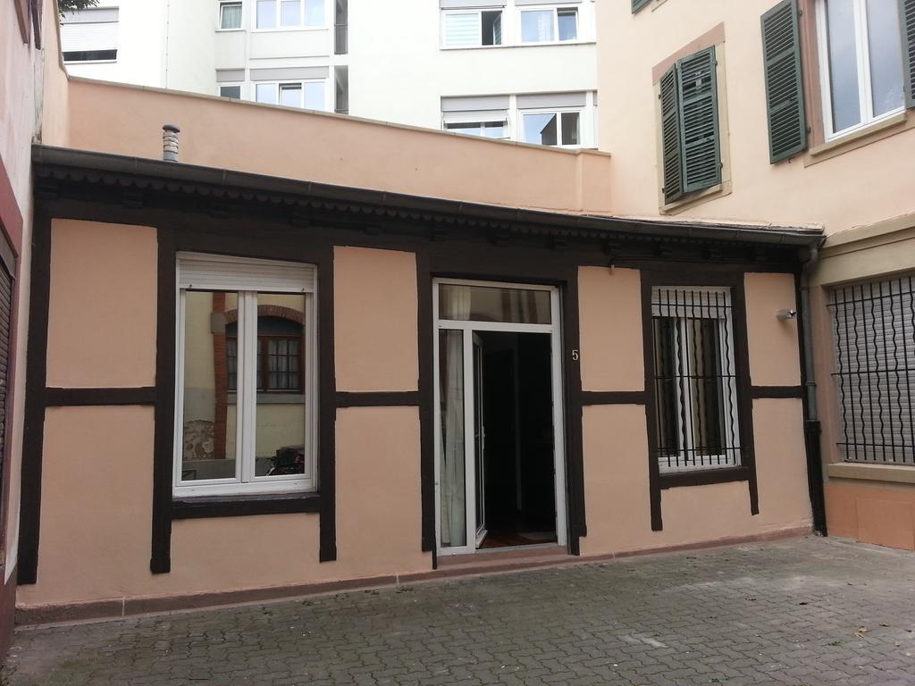 Charmant Studio A Strasbourg Apartment Exterior foto