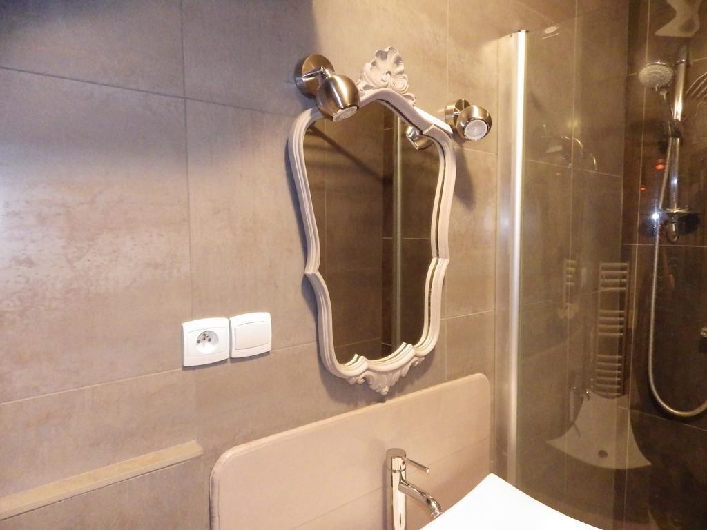 Charmant Studio A Strasbourg Apartment Exterior foto